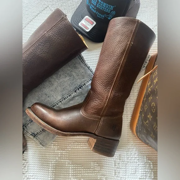 FRYE | Campus Boots 14L - Picture 1 of 8